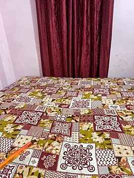 mickey love online show from March 8, 5:00 am