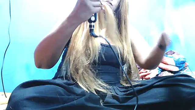 Snapshot of pareeti chatting on March 22, 3:31 pm pareeti online show from March 22, 3:31 pm