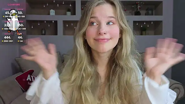 LinaCristonsen online show from November 25, 2:06 pm