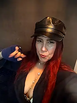 Snapshot of Perla_Franco chatting on November 22, 5:06 am Perla Franco online show from November 22, 5:06 am