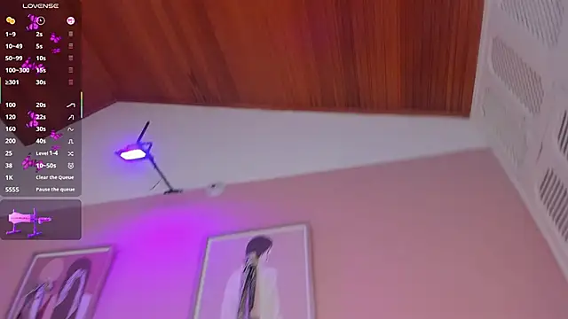 Snapshot of elodie_walker chatting on October 30, 6:19 pm elodie walker online show from October 30, 6:19 pm