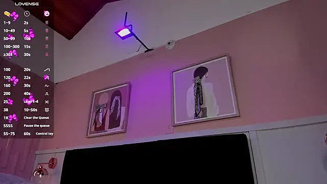 Snapshot of elodie_walker chatting on November 21, 12:48 pm elodie walker online show from November 21, 12:48 pm