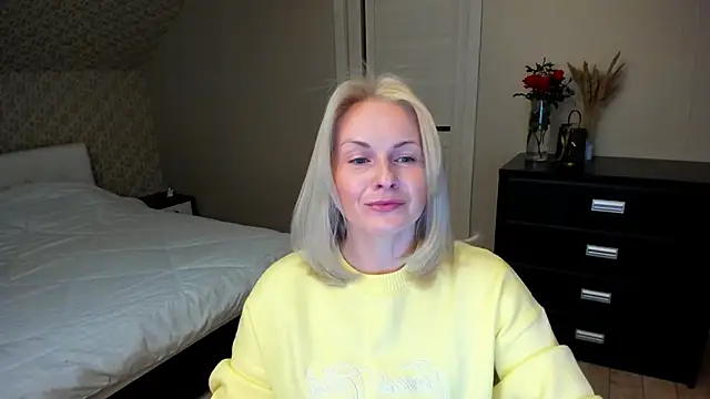 Alicee Gracee online show from November 15, 4:03 pm