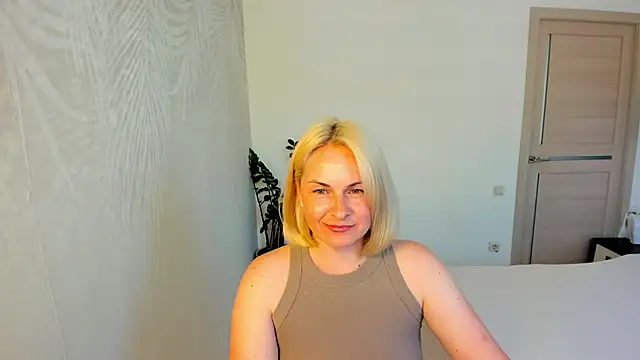 Alicee Gracee online show from June 8, 12:05 pm