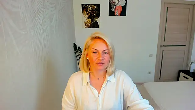 Alicee Gracee online show from July 9, 9:24 am
