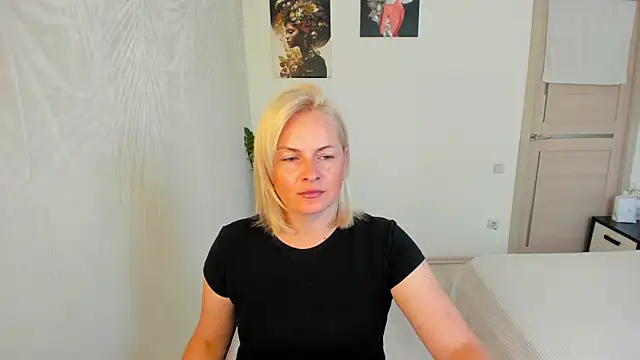 Alicee Gracee online show from July 12, 9:33 am