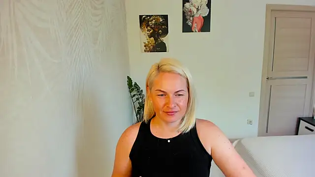 Alicee Gracee online show from July 13, 9:01 am