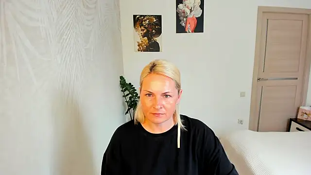 Alicee Gracee online show from July 27, 9:27 am