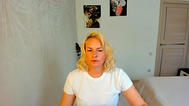 Alicee Gracee online show from July 31, 9:19 am