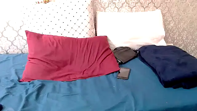 Snapshot of MaximTease24 chatting on March 23, 8:04 am MaximTease24 online show from March 23, 8:04 am