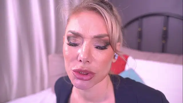 IsadoraDunkan online show from March 21, 11:34 pm