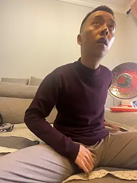 Snapshot of ngg9414 chatting on February 23, 6:17 am ngg9414 online show from February 23, 6:17 am