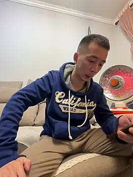 Snapshot of ngg9414 chatting on March 10, 12:04 pm ngg9414 online show from March 10, 12:04 pm