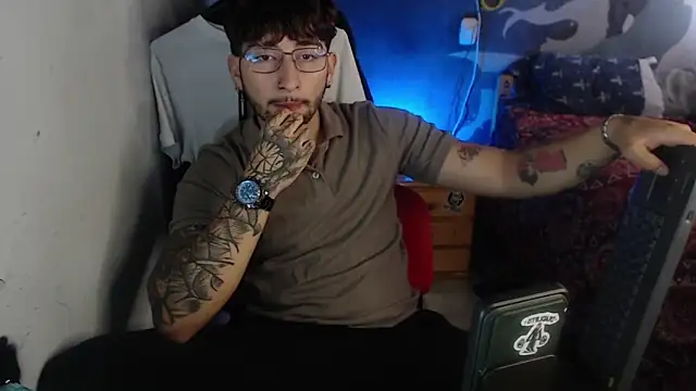 Dereck Dickson online show from November 5, 3:45 pm