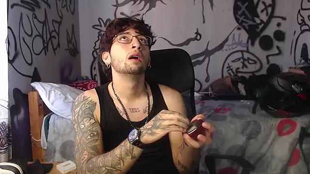 Dereck Dickson online show from December 15, 3:16 pm