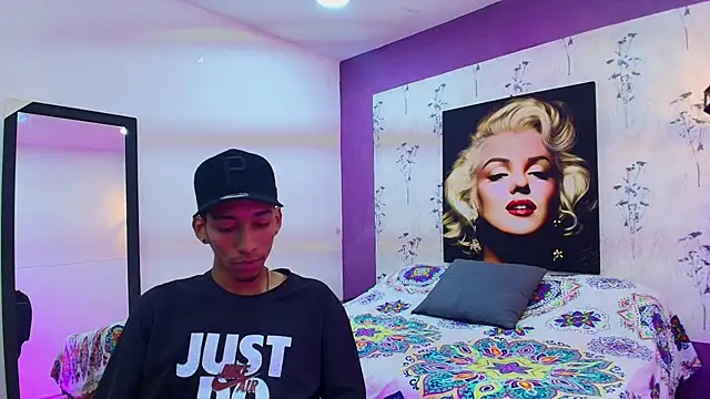 alejandro king1 online show from February 13, 1:48 pm