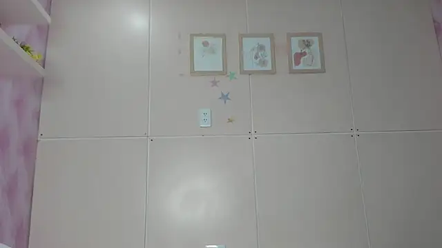 Snapshot of MarieMyller chatting on January 28, 9:08 pm MarieMyller online show from January 28, 9:08 pm