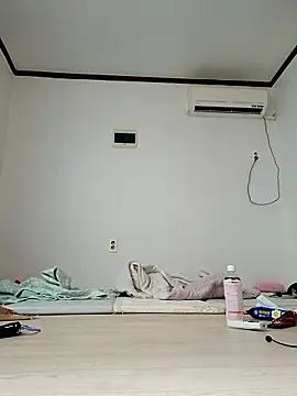 hello098712 online show from September 22, 8:05 am