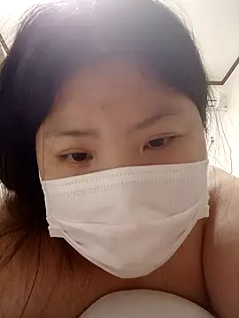 hello098712 online show from October 14, 3:46 pm