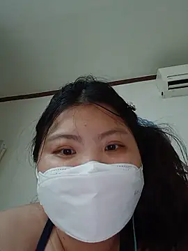 hello098712 online show from June 10, 9:19 am