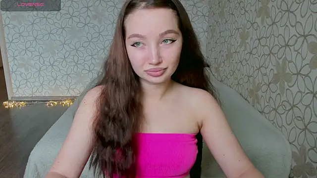 Snapshot of Lissa_Cristal chatting on May 5, 9:28 am Lissa Cristal online show from May 5, 9:28 am