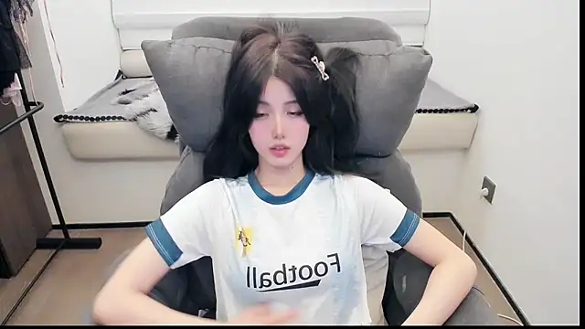 bbtt544 online show from March 10, 2:44 pm