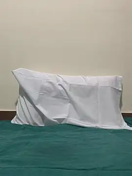 abyusif101099 online show from May 3, 4:13 pm