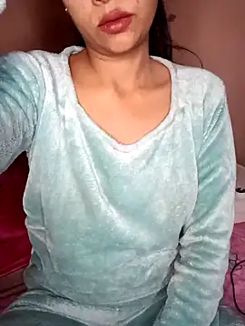 Snapshot of maftel chatting on February 4, 2:17 am maftel online show from February 4, 2:17 am