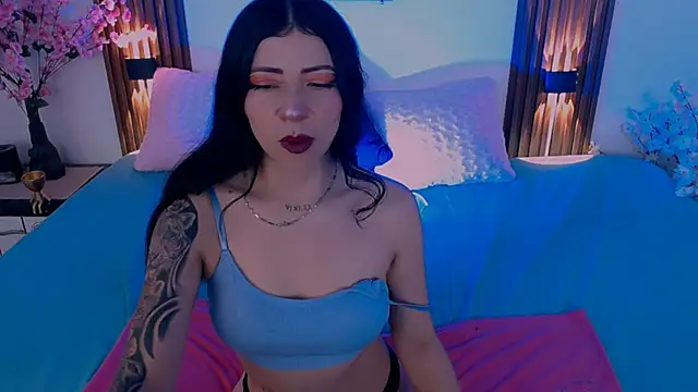 AmyHE online show from July 31, 10:58 am