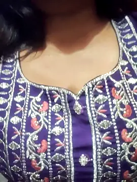 Hot-Anuska online show from October 20, 7:31 am