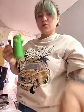 Snapshot of iDogrose21 chatting on November 25, 8:42 pm iDogrose21 online show from November 25, 8:42 pm