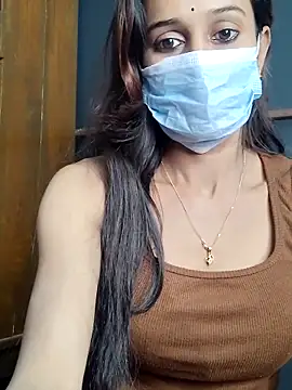 Snapshot of Oleevia chatting on November 15, 8:33 am Oleevia online show from November 15, 8:33 am