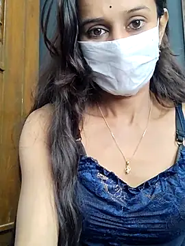 Snapshot of Oleevia chatting on December 5, 8:23 am Oleevia online show from December 5, 8:23 am