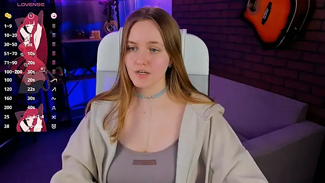 KellyPoter online show from February 15, 11:50 am