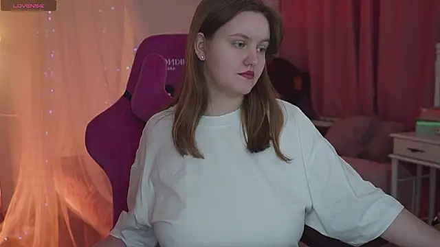 KellyPoter online show from March 17, 12:52 pm