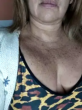 Kasandra Ho online show from September 12, 6:46 am