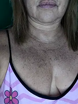 Kasandra Ho online show from October 2, 8:10 am