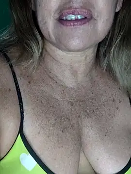 Kasandra Ho online show from October 25, 1:46 am