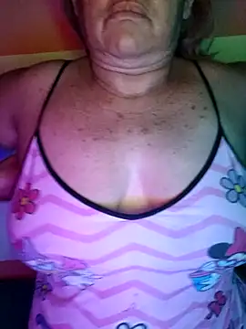 Snapshot of Kasandra_Ho chatting on April 19, 7:40 am Kasandra Ho online show from April 19, 7:40 am