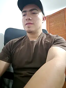 dragon1006 online show from May 2, 1:32 am