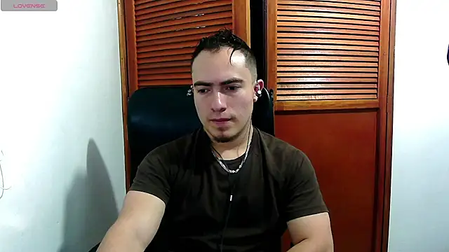 dragon1006 online show from May 21, 9:22 pm