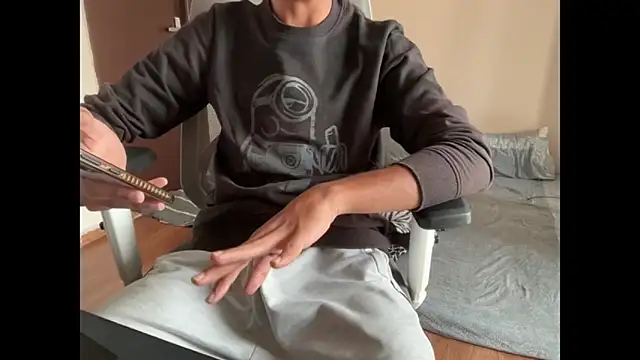 Snapshot of meatycronn chatting on November 19, 9:31 am meatycronn online show from November 19, 9:31 am