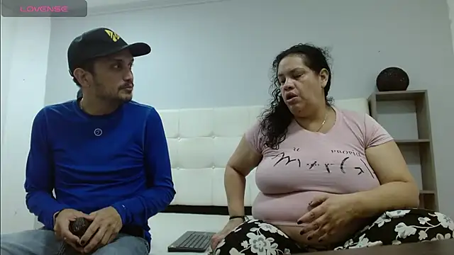 Candy and Jh0n online show from September 10, 3:39 am