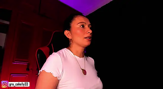 gracekelly12 online show from December 10, 10:16 pm