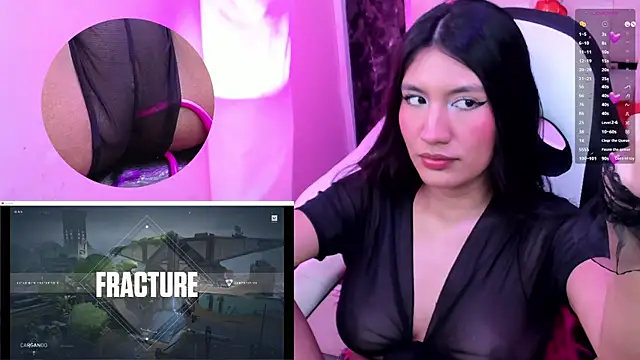 Snapshot of MiaVoss chatting on February 8, 9:46 pm MiaVoss online show from February 8, 9:46 pm