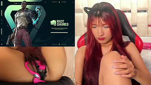 Snapshot of MiaVoss chatting on November 8, 2:06 pm MiaVoss online show from November 8, 2:06 pm