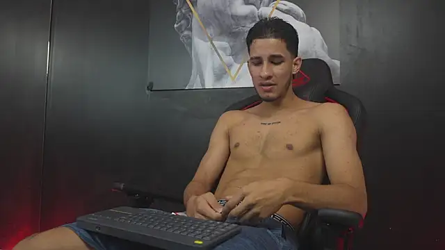 Snapshot of JakeMoxley chatting on November 27, 12:40 pm JakeMoxley online show from November 27, 12:40 pm