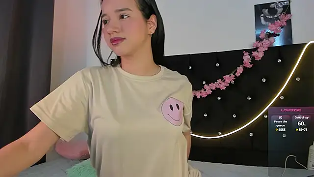 emilyrouxe online show from January 15, 4:32 pm