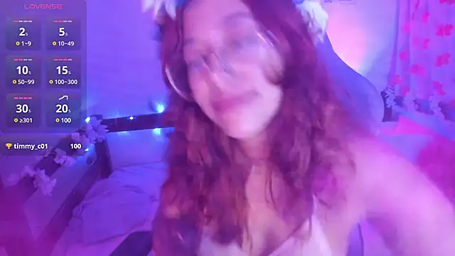 Snapshot of _Moon_Johnson chatting on March 23, 3:54 am Moon Johnson online show from March 23, 3:54 am