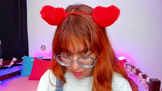 Snapshot of _Moon_Johnson chatting on September 20, 10:55 pm Moon Johnson online show from September 20, 10:55 pm